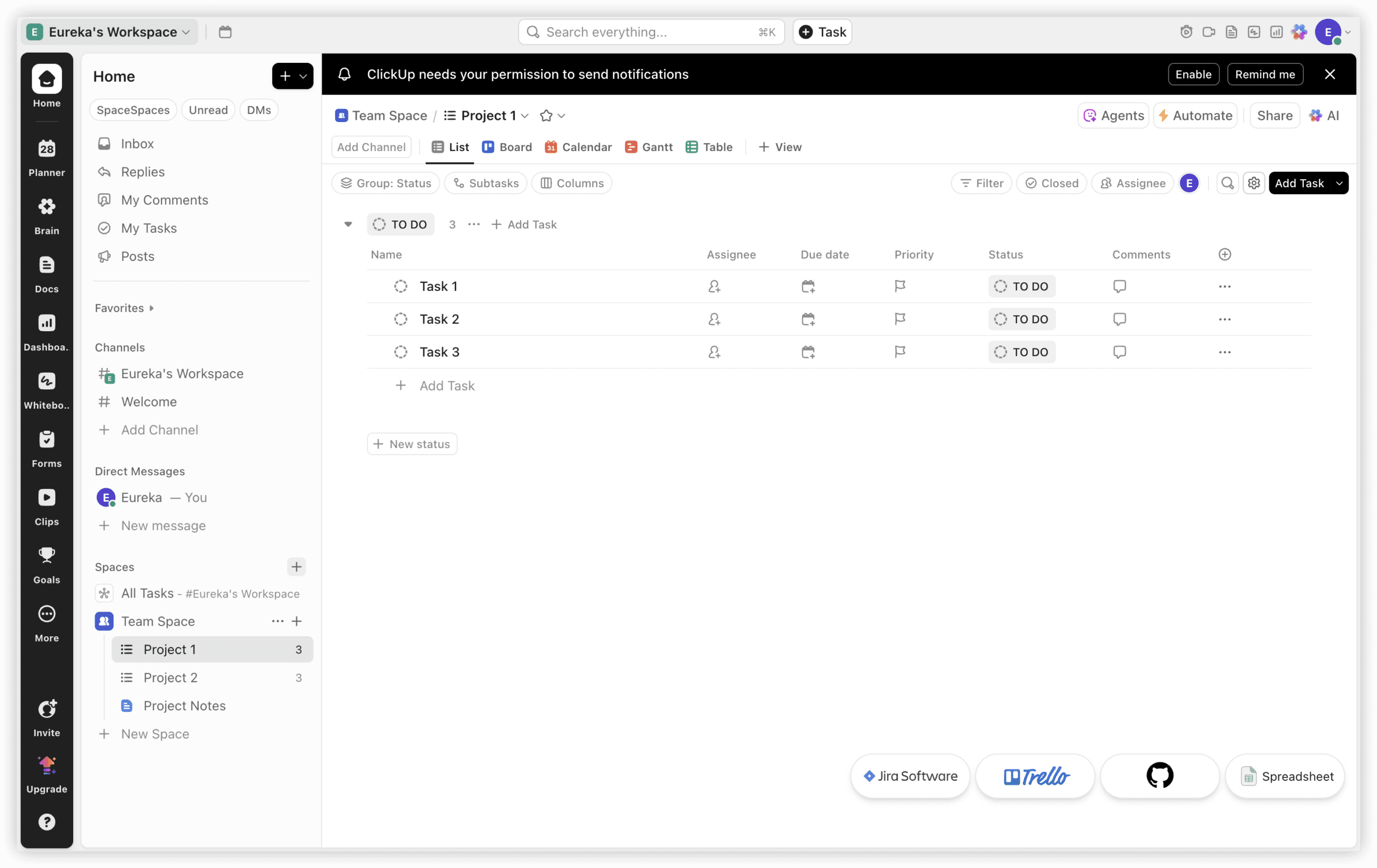 ClickUp产品页截图，含核心功能界面
